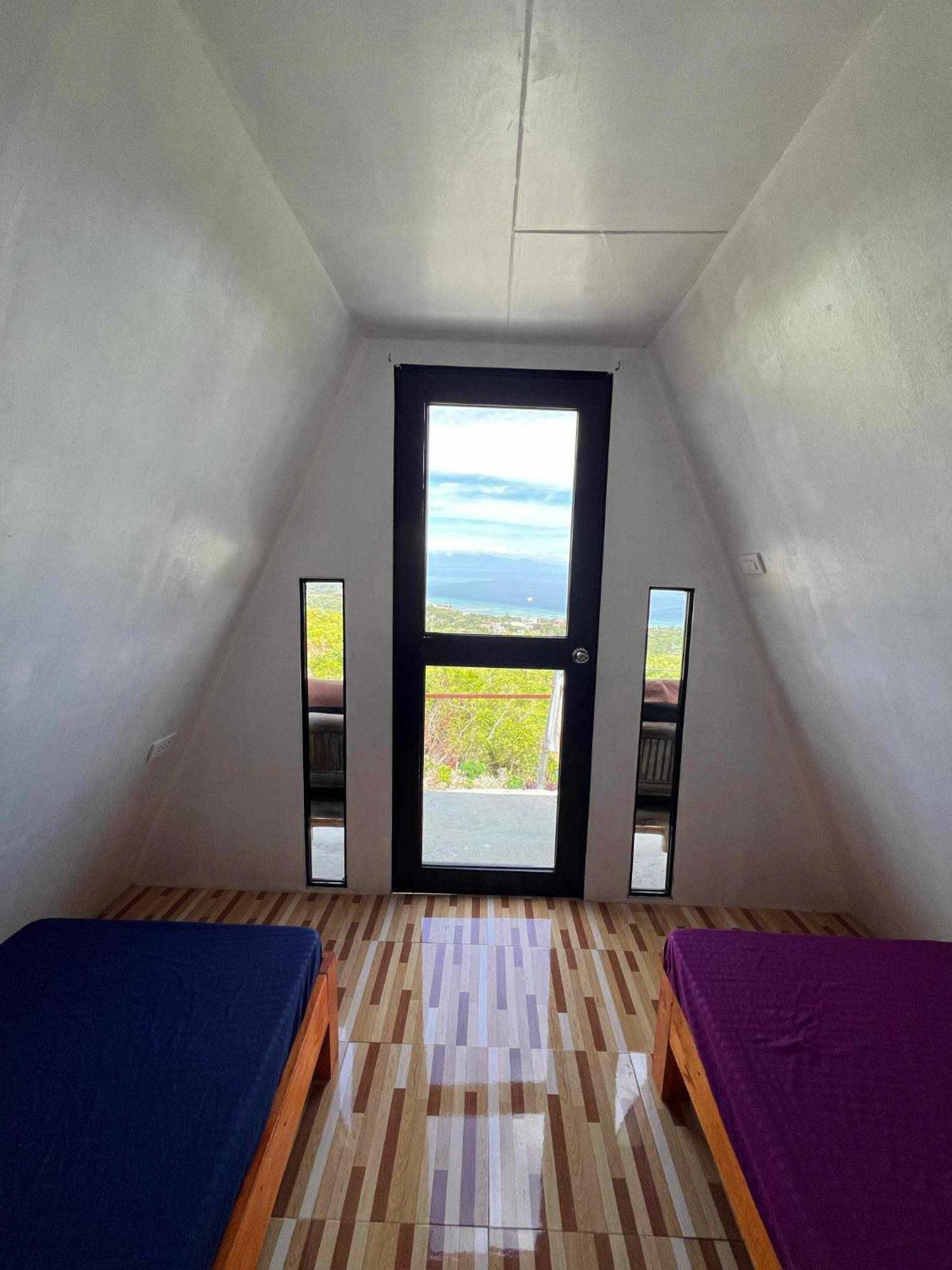 Thornton'S Sea View Cafe & Guesthouse Siquijor Εξωτερικό φωτογραφία