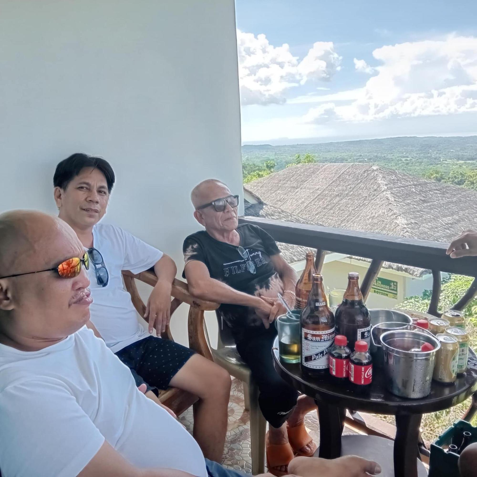 Thornton'S Sea View Cafe & Guesthouse Siquijor Εξωτερικό φωτογραφία